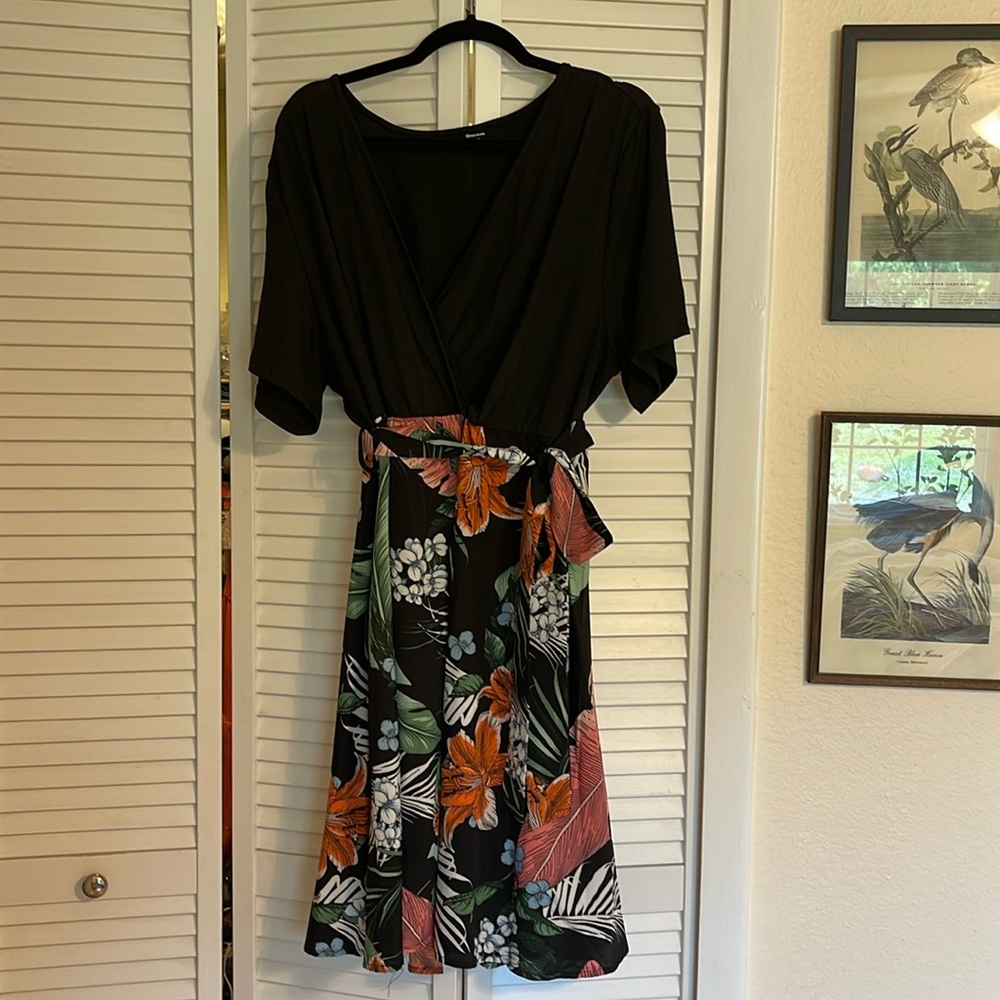 Tropical Print Wrap Dress 2xl
